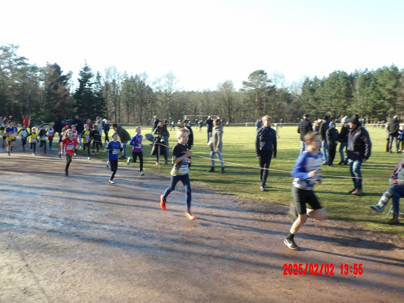 Afbeelding met buitenshuis, sport, persoon, gras

Door AI gegenereerde inhoud is mogelijk onjuist.